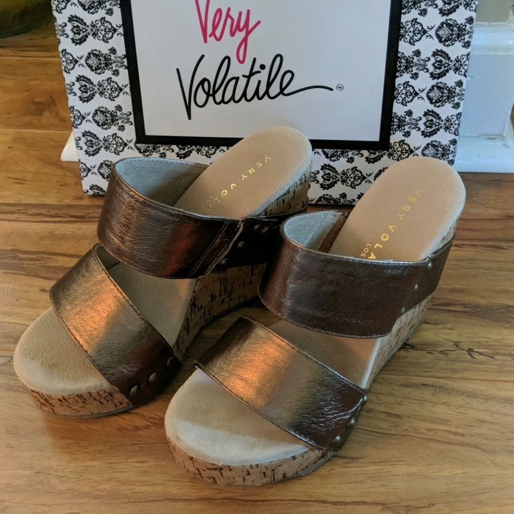 Very Volatile Shoes -Bronze